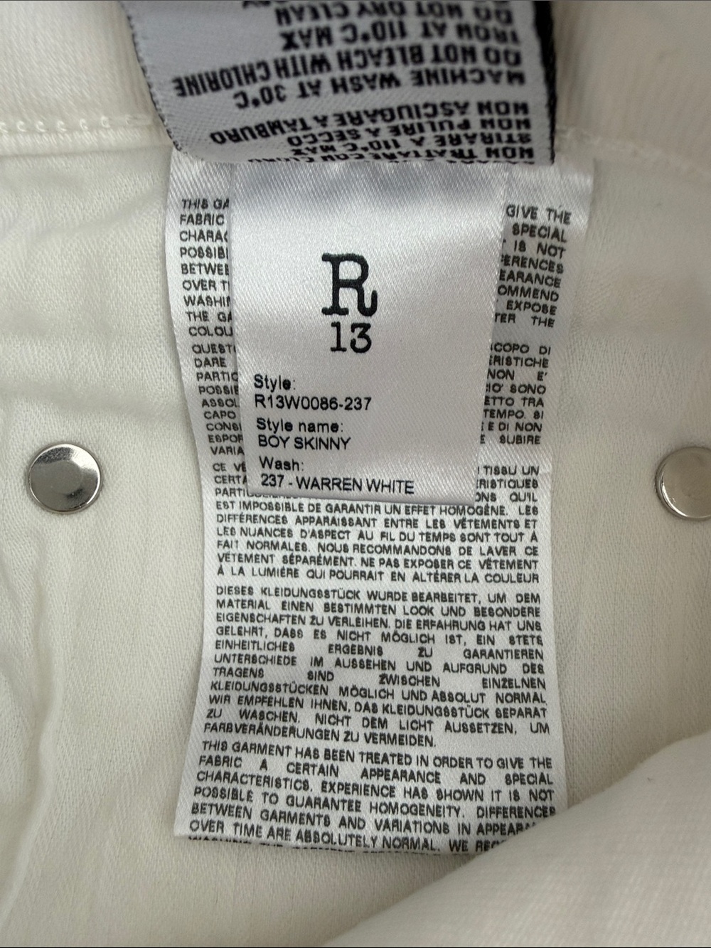R 13 Distressed Boy Skinny in Warren White - Size 30 - Picture 7 of 9
